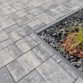 OBRUBNÍK ZÁHONOVÝ S ROVNOU HRANOU 100 / 5 / 20