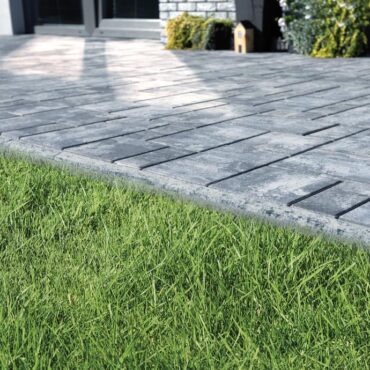 OBRUBNÍK ZÁHONOVÝ S ROVNOU HRANOU 100 / 5 / 20