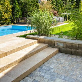 SCHODIŠŤOVÝ BLOK - TRAVERTIN ELEGANCE