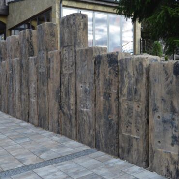 PRAŽEC - TRÁM, PALISÁDA 125