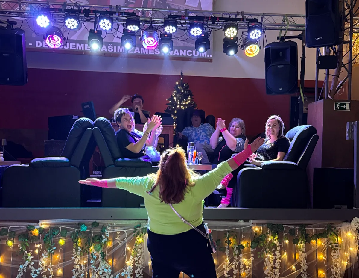 Vánoční večírek diton