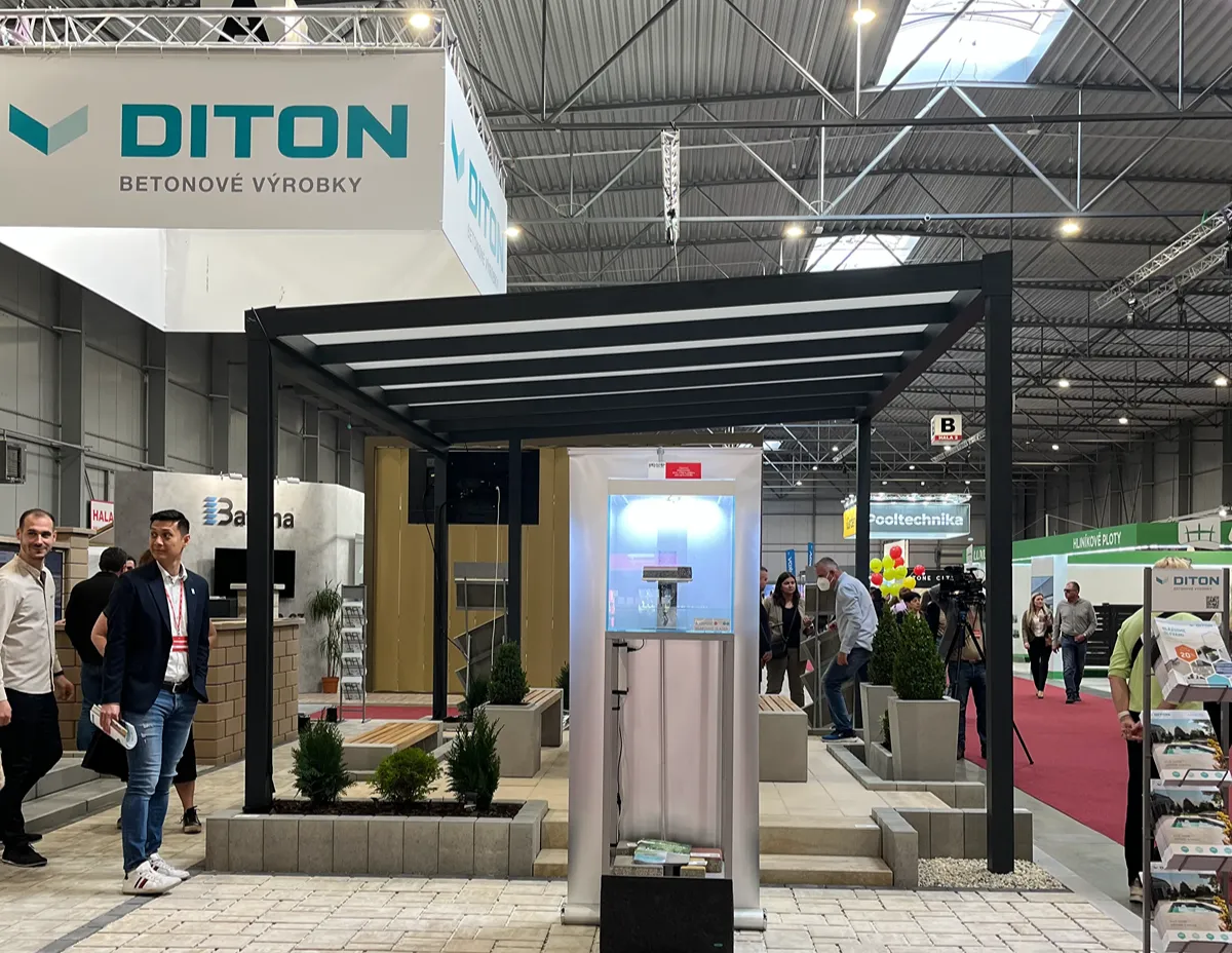 for garden expozice Diton
