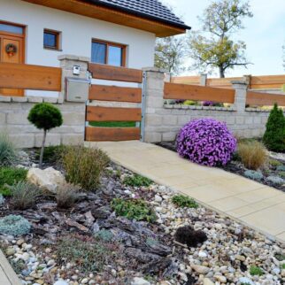 ZDICÍ BLOK HISTORY - ZÁKLADNÍ KÁMEN