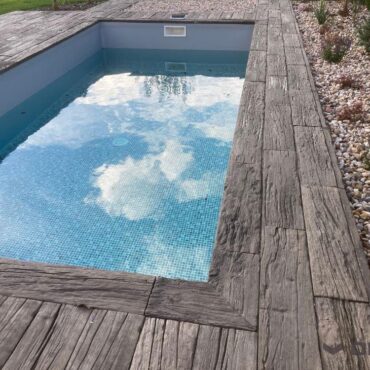 BAZÉNOVÝ LEM - PŘÍMÝ D1 DUB